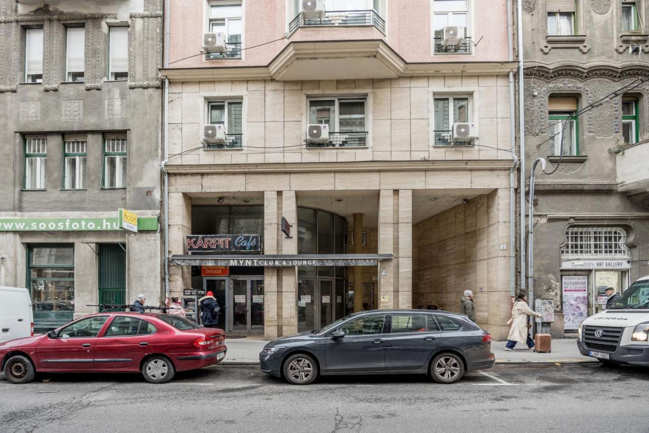 Downtown Charm In Budapest Kültér fotó